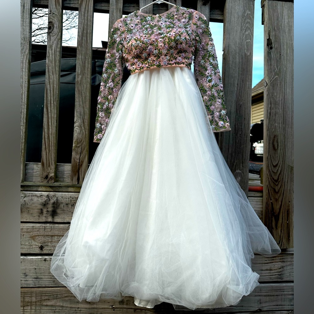 WORN ONCE PROM DRESS!!